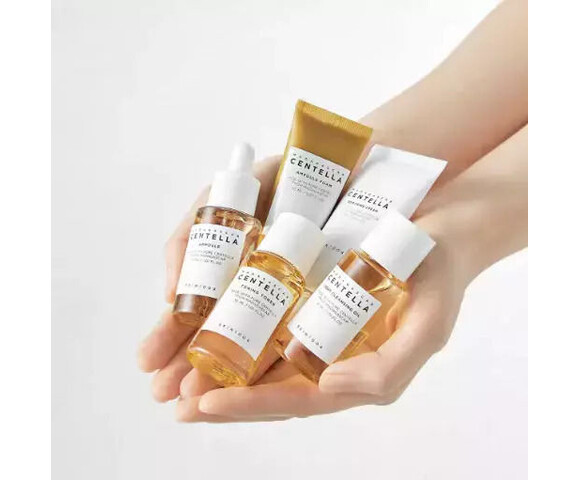 Skin1004 Madagascar Centella Travel Kit Σετ Περιποίησης για Ενυδάτωση , Κατά της Ακμής & Λάμψη 6τμχ