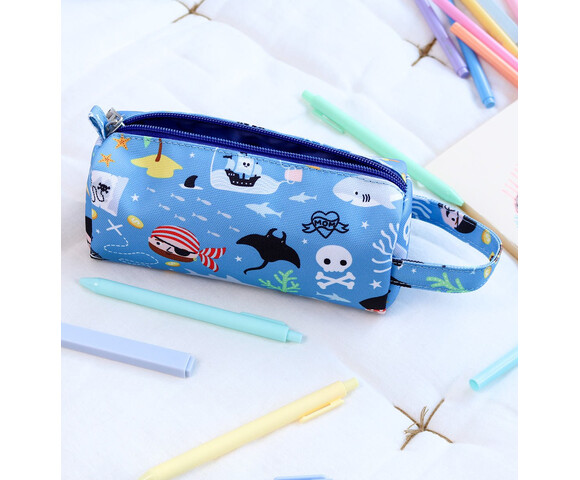 A little lovely company: Kασετίνα - Pirates